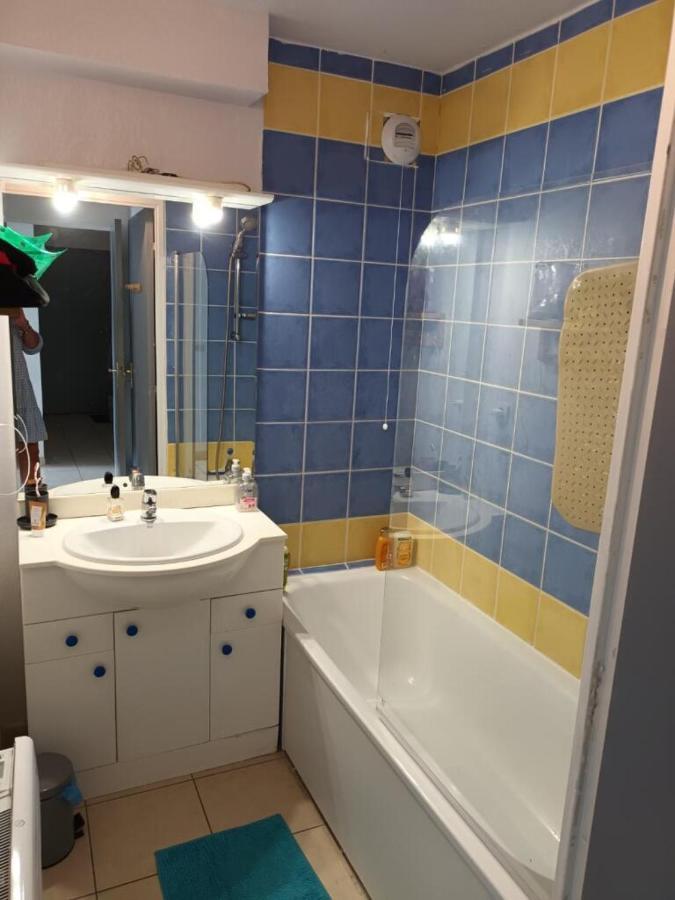 Appartement T2, Climatise, Wifi, Parking Et Piscine Prives Sète Exterior foto